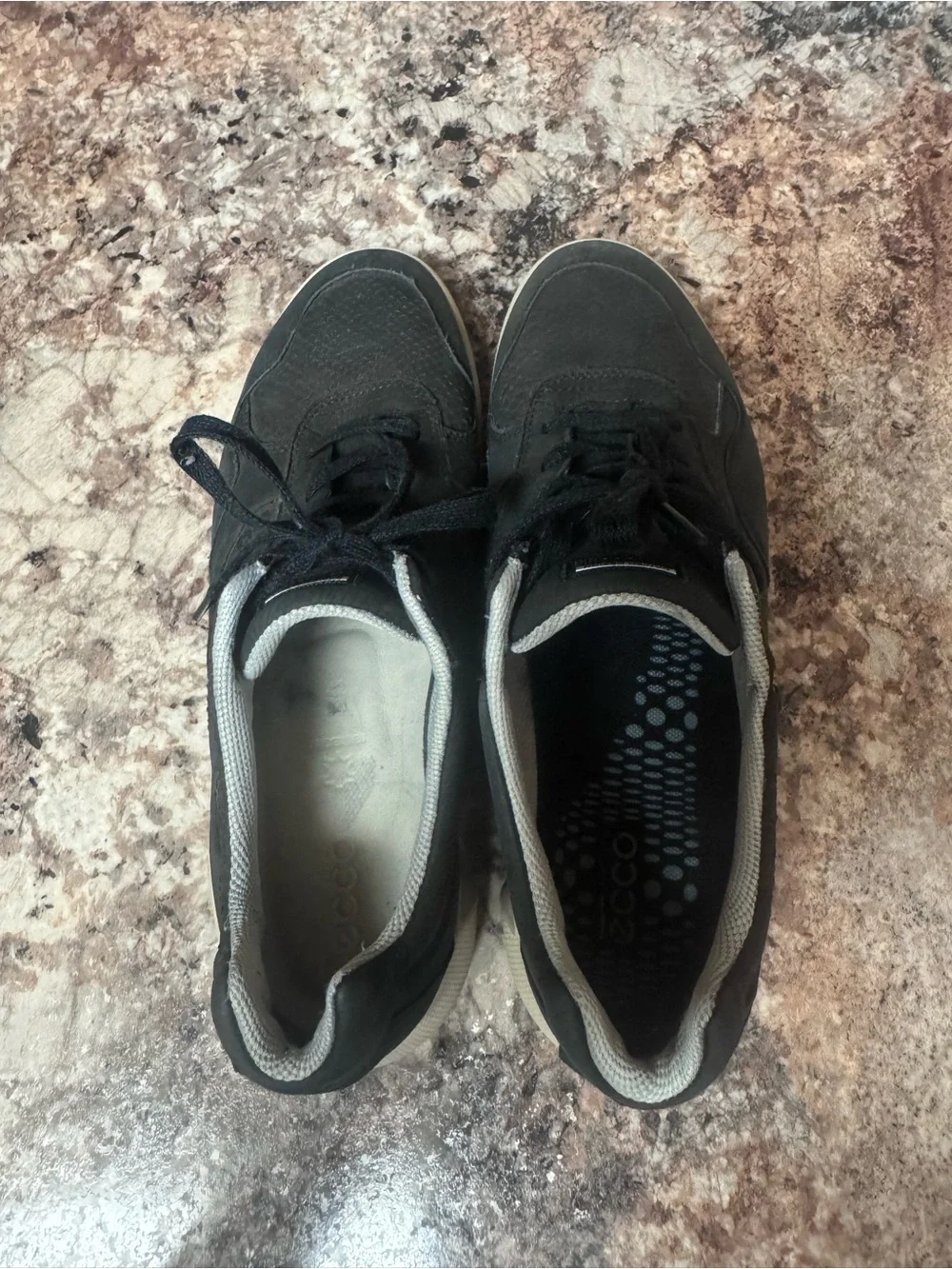 Men's Black Casual Lace-Up Sneakers